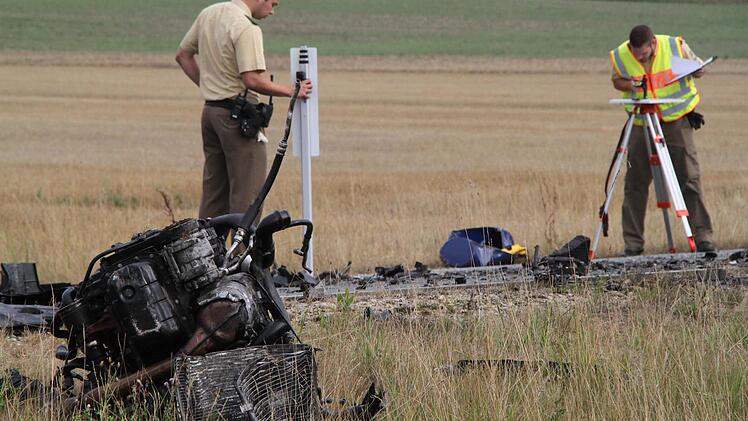 Bei der Unfallaufnahme. Foto: Jürgen Gärtner
