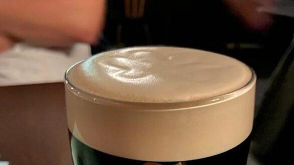 Zwischendurch wird Guinness genossen. Christine Bitter