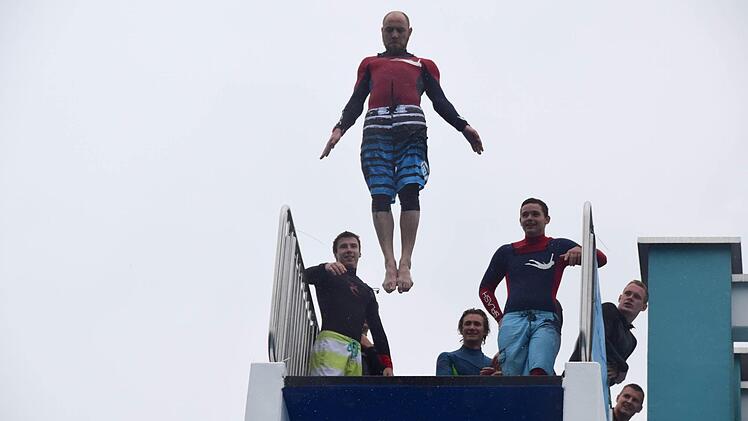 Wassertag beim Jugendfestival YouCo im Aquaria Freibad in CoburgFoto: Ronald Rinklef
