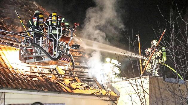 Bei dem Brand entstand ein Schaden von rund 50 000 Euro. Foto: News5/Merzbach