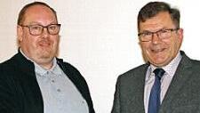 Neuer Gemeinderat ist Markus Reinwand (links), den Bürgermeister Walter Ziegler empfing.