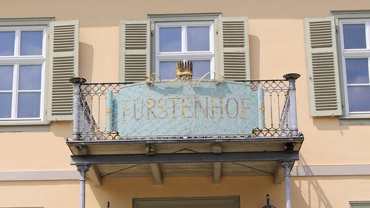 Der Fürstenhof, Sommerresidenz von König Ludwig I., wird zur Luxus-Klinik umgebaut. Foto: Julia Raab