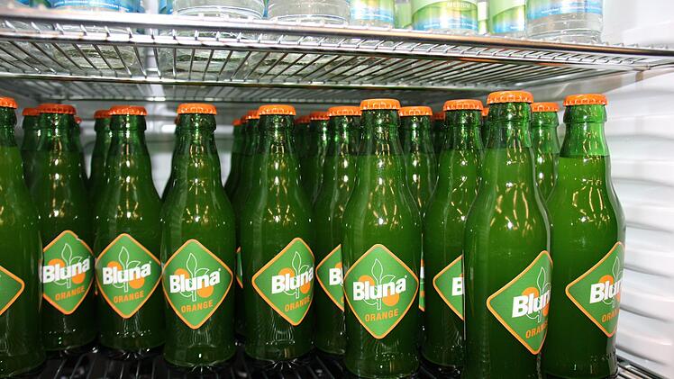 Zu trinken gab es (auch) Bluna, die Kult-Limo der 1950er Jahre.Oliver Schmidt
