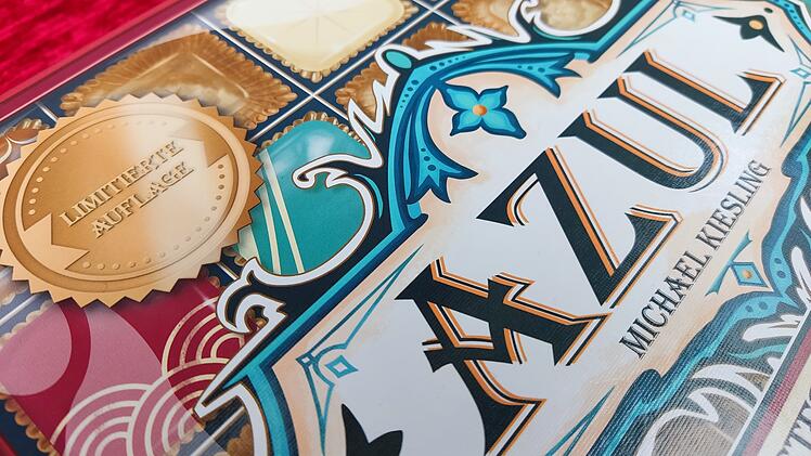 Azul: Meister-Chocolatier: Rezension des Pralinen-Puzzelspiels