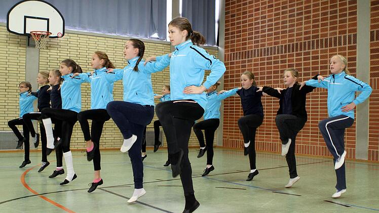 Am Samstag, 4. Februar, findet in Weidach die erste Faschings-Prunksitzung statt. Foto: Berthold Köhler