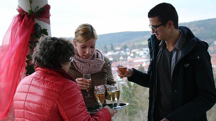 Verlobung am Verlobungstempel. Foto: Heike Beudert