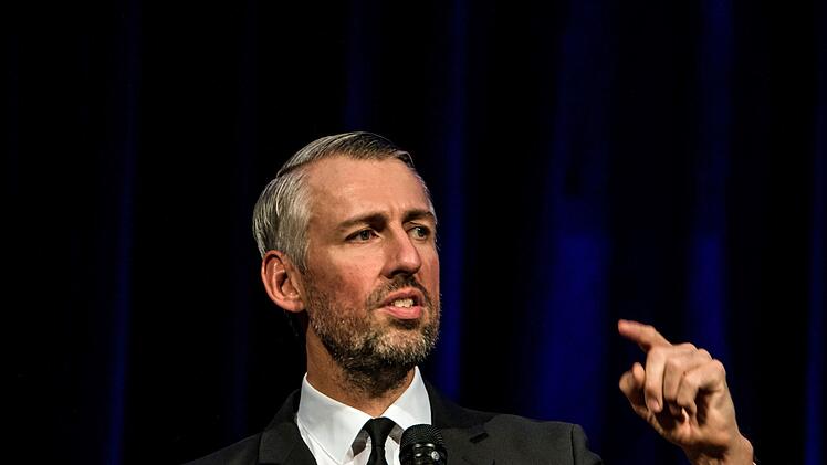 Zyniker oder Mahner? Sebastian Pufpaff gastierte erstmals im Coburger Kongresshaus.Foto: Jochen Berger