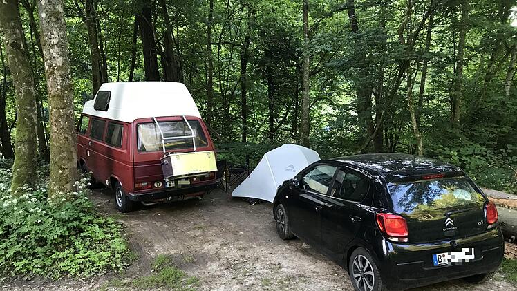 Die Wildcamper reisen aus ganz Deutschland oder aus dem Ausland an. Foto: Mathias Kraus/privat