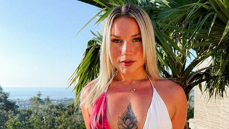 Verführerin Rebekka hält Marwin für unsicher.