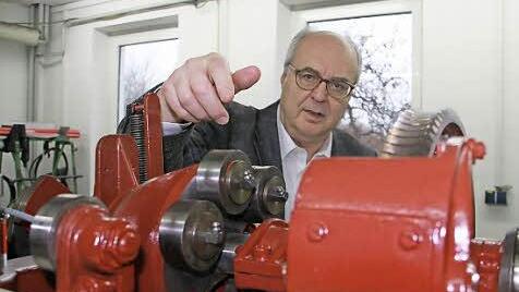 Wolfgang Schröder erklärt die Mechanik des "Fortuna".