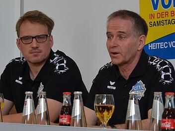 Heitec-Manager Rolf Werner (rechts) zieht sich von seiner Position zur&uuml;ck und macht den Weg frei f&uuml;r einen Neustart beim Bundesligisten.Ronald Rinklef