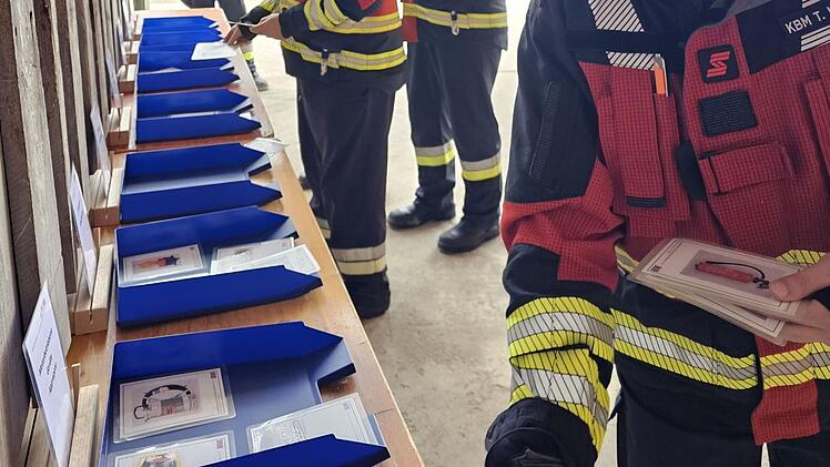 Oberfränkische Feuerwehrmannschaften nahmen an Bezirksleistungsmarsch teil