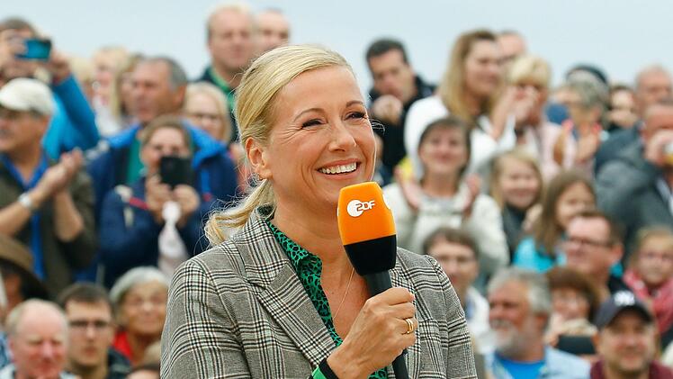 Andrea Kiewel feiert im Juni 25-jähriges "Fernsehgarten"-Jubiläum.