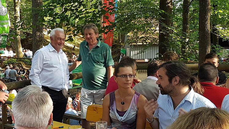 Wolfgang Kubicki mit Gerhard Kraft, Diana Könitzer und Sebastian Körber Foto: Carmen Schwind