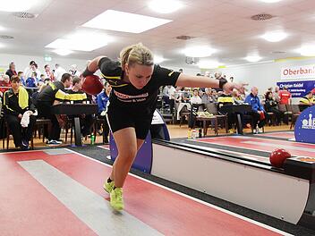 Dany Kicker spielte sowohl im Halbfinale (617 Holz) als auch im Endspiel (593) das beste Ergebnis der Bambergerinnen. Fotos: sportpress