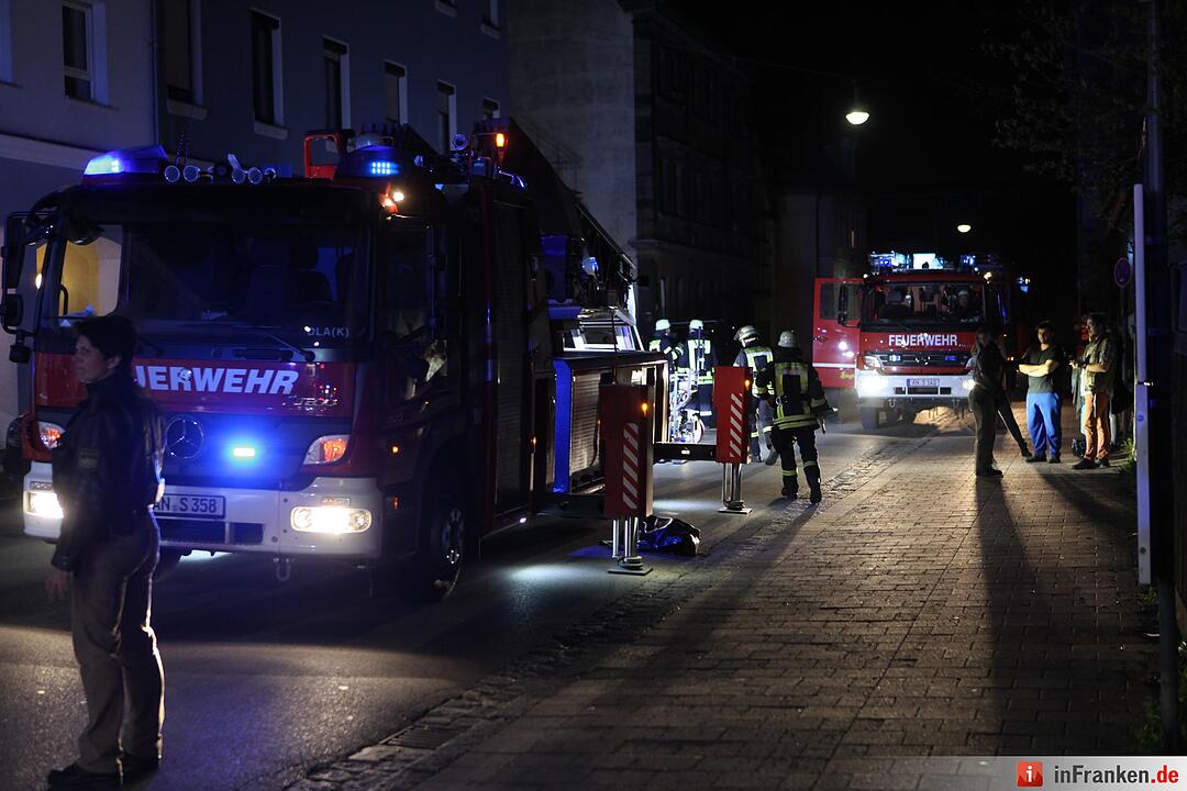 Ansbach: Explosion in Mehrfamilienhaus