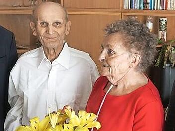 60 Jahre verheiratet sind Kassian und Eusebia Barth.  Foto: Simon Albrecht