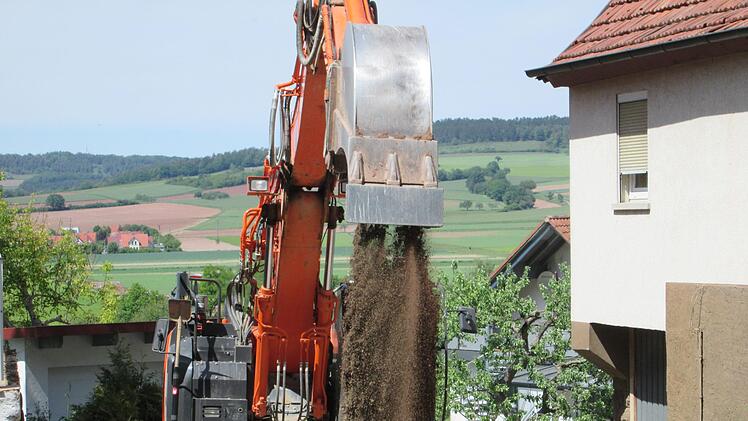 Im  Trimberger Neubaugebiet "Quellenstraße" (Foto) wurde eine Änderung der Grünordnungsplanung notwendig. Sie passierte unter Berücksichtigung der Eingaben der Träger öffentlicher Belange.                         Foto: Winfried Ehling