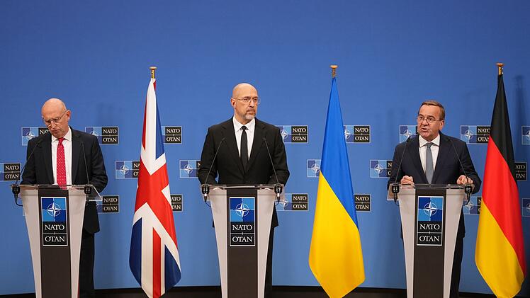 Nato-Verteidigungsministertreffen in Brüssel