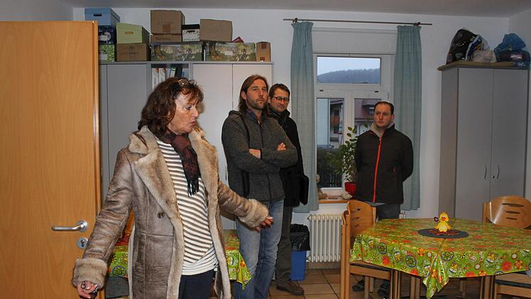 Katharina Hahn zeigte im Februar den Marktgemeinderäten den Kinderhort. Foto: Carmen Schwind