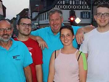 Der Vorstand des Fördervereins (von links): Stephan Leicht (Kassier), Johannes Leicht (Beisitzer), Jürgen Donath (Zweiter Vorsitzender), Nadine Potzel (Vorsitzende) und Alexander Kestel (Beisitzer).Matthias Einwag