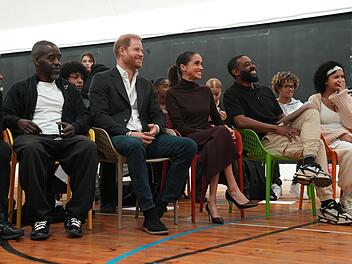 Harry und Meghan zeigen sich erstmals seit R&uuml;ckkehr