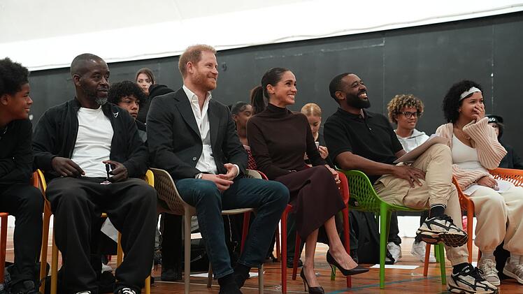 Harry und Meghan zeigen sich erstmals seit R&uuml;ckkehr