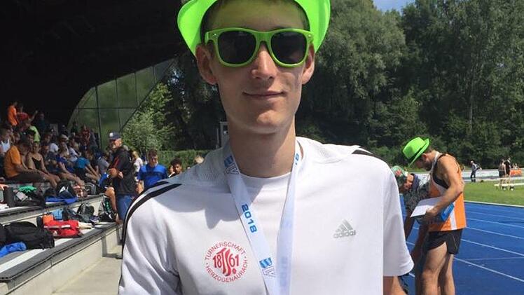 Justus Santjer (TSH) verteidigte seinen 400-Meter-Titel in der Altersklasse U20. Foto: privat