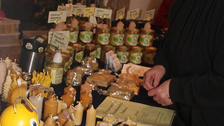 Bienenfrau Gerda Blüchel. Foto: Sonja Adam