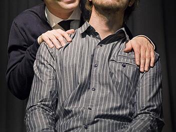 Verhörer und Verhörer: zu sehen beim Theater Wildwuchs  Foto: p