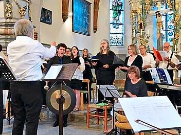 Das Oratorium wurde in der Gr&auml;fenberger Dreieinigkeitskirche aufgef&uuml;hrt.Volker Urban