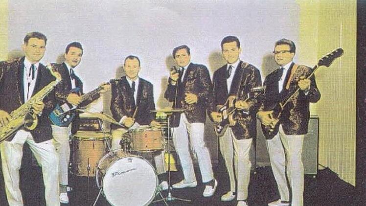 So fing die Musiker-Karriere von Peter Stübinger (Vierter von links) an: Die Band "Telstars" kurz nach der Gründung.  Fotos: BR-Archiv