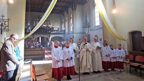 Der feierliche Gottesdienst Foto: Herbert Fleischmann