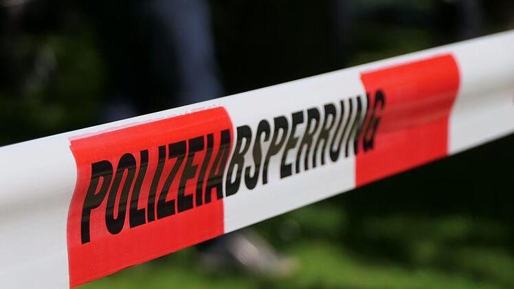 Zu einem gr&ouml;&szlig;eren Polizeieinsatz kam es am Mittwochabend in F&uuml;rth (Mittelfranken). Zeugen hatten Krach geh&ouml;rt, wom&ouml;glich Sch&uuml;sse. Symbolbild: Stadtgeschehen-Luebeck/pixabay