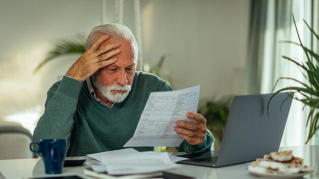 Rente wird im Dezember gekürzt – neue Regelung betrifft Millionen Senioren