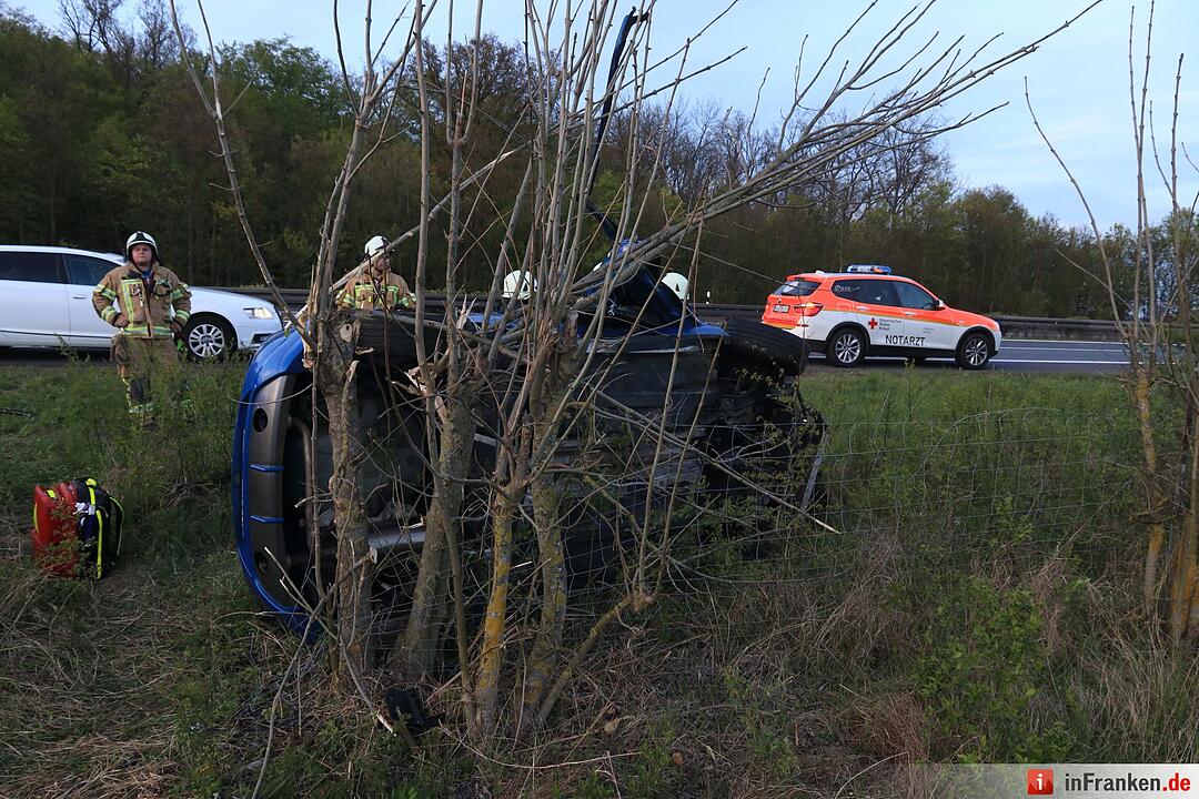 Nicht angeschnallt: Fahrer wird auf A70 bei Knetzgau aus Auto geschleudert