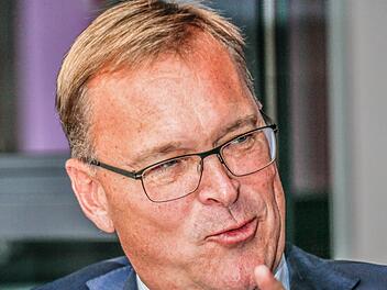 Oberbürgermeister Andreas Starke (SPD) will es noch einmal wissen. Foto: Matthias Hoch