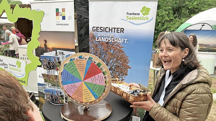 Das Gl&uuml;cksrad zu Hammelburg und Frankens Saalest&uuml;ck machte nicht nur den Besuchern Spa&szlig;.