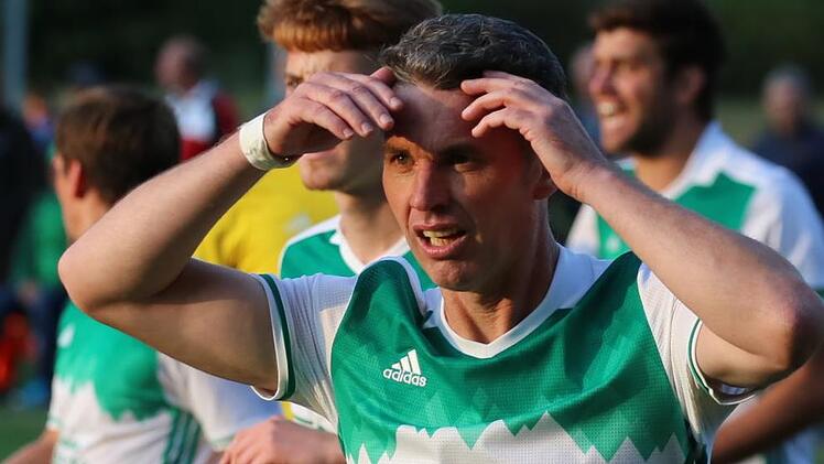 Thorsten Seufert muss als Trainer des Bezirksligisten SV Riedenberg am Saisonende gehen.Sebastian Schmitt
