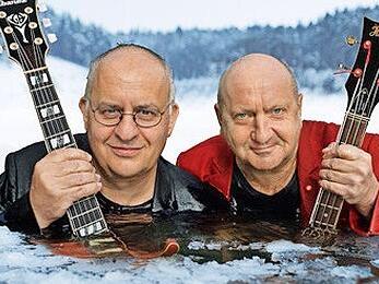 Das Musikkabarett-Duo Schwarze Grütze gastiert am Samstag in Forchheim.