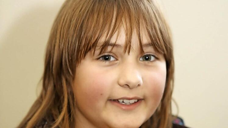 Josephine-Elisabeth (9), Königsb. "In der Schule haben wir über das Thema noch nichts gehört. Für mich war neu, dass man erst überschwänglich froh und dann depressiv sein kann - dass zwei so unterschiedliche Gefühle so schnell aufeinanderfolgen können." Foto: Barbara Herbst