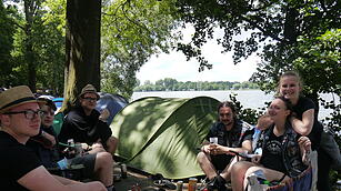 Zweiter Tag bei Rock im Park: Was geht auf dem Zeltplatz ab?
