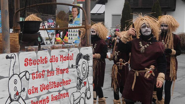 Impressionen vom Faschingsumzug in Welitsch. Foto: Wolfgang Leicht
