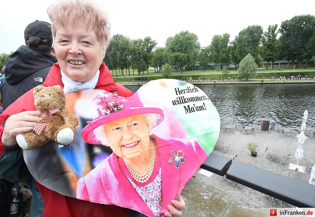Britische Queen besucht Deutschland