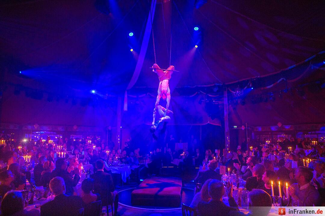 Premiere des Alexander Herrmann Palazzo in Nürnberg - Dinner-Show startet in die siebte Spielzeit