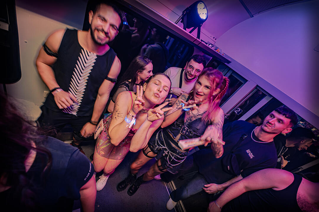 Die beste Party im Zug!