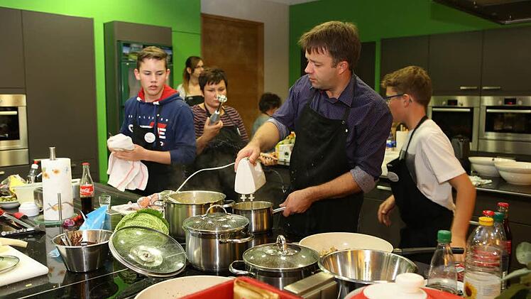 Impressionen vom 3. Kulmbacher Familien-Kochduell Foto: Barbara Herbst
