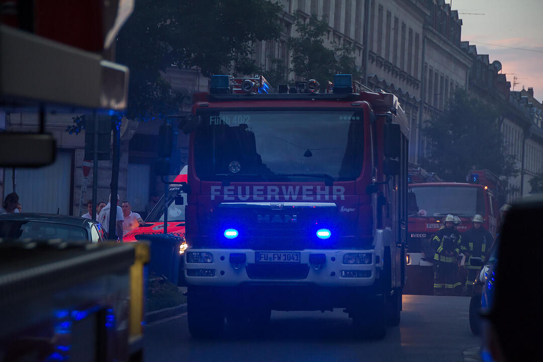 Fürth: Kellerbrand in Mehrfamilienhaus