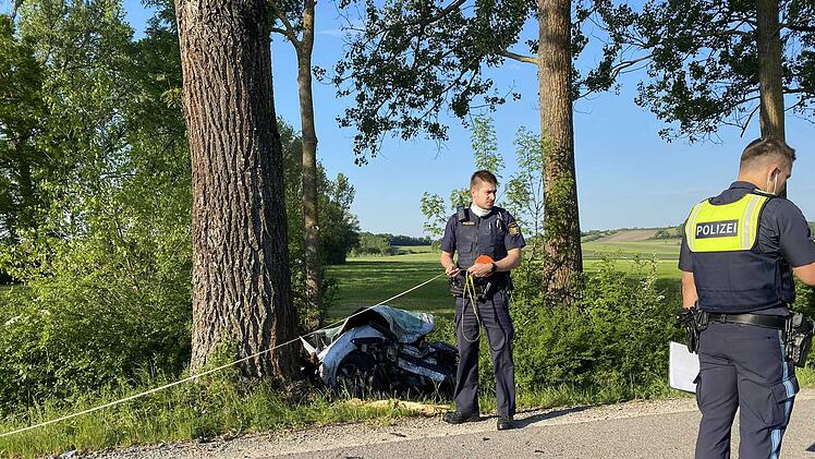 T&ouml;dlicher Verkehrsunfall in den fr&uuml;hen Morgenstunden