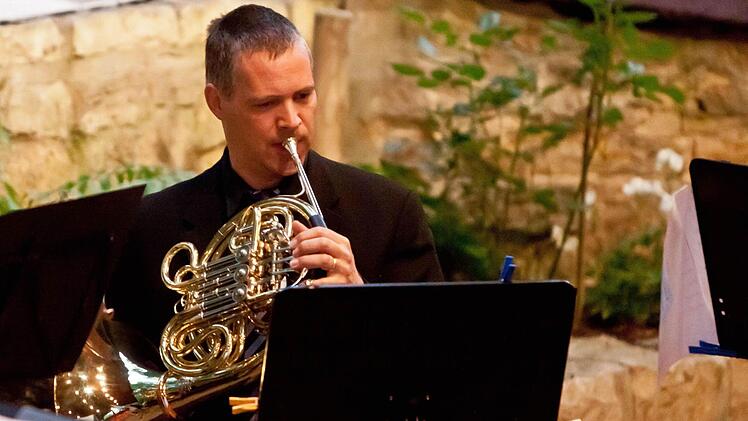 Hornist Martin Osterhammer Foto: Jochen Berger